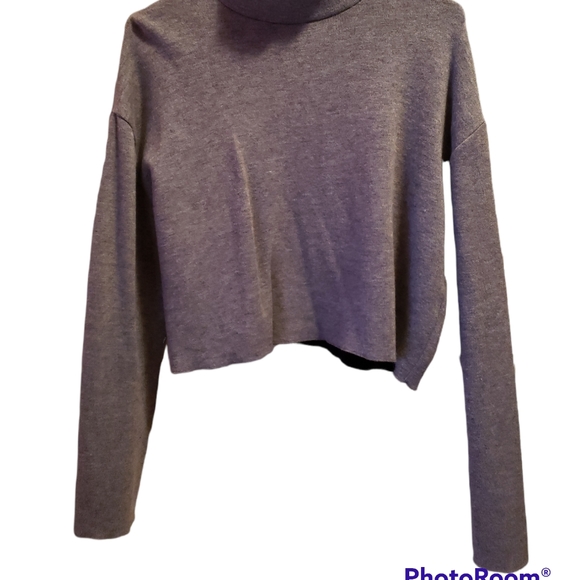 Zara Turtleneck Sweater - Picture 4 of 10